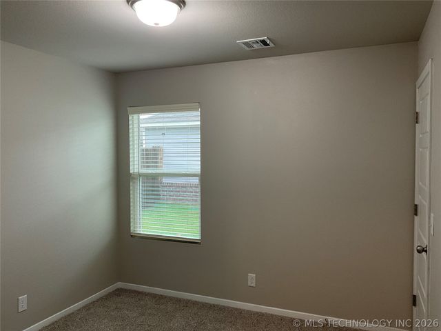 1012 E Richmond Street, Broken Arrow, OK 74012