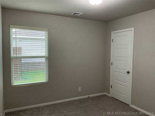 1012 E Richmond Street, Broken Arrow, OK 74012