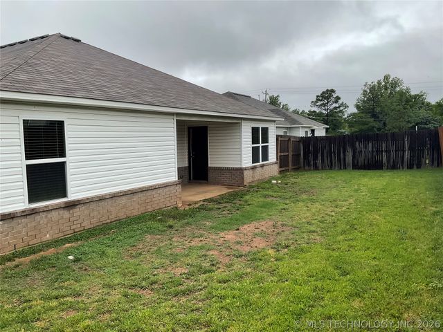 1012 E Richmond Street, Broken Arrow, OK 74012