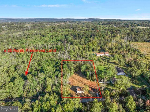 1270 FENNEL RD, Pennsburg, PA 18073