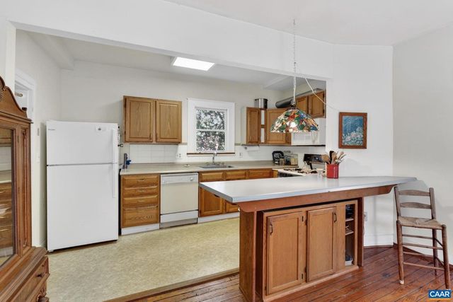 518 NE 8TH ST, Charlottesville, VA 22902