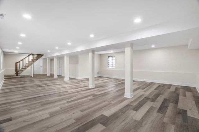 1927 S 17th Avenue, Broadview, IL 60155