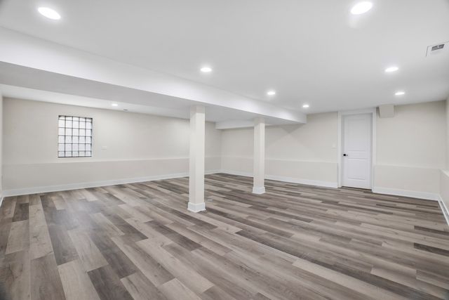 1927 S 17th Avenue, Broadview, IL 60155