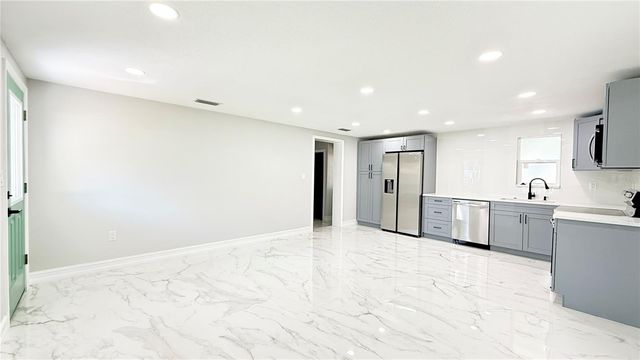 4515 5TH STREET, Zephyrhills, FL 33542