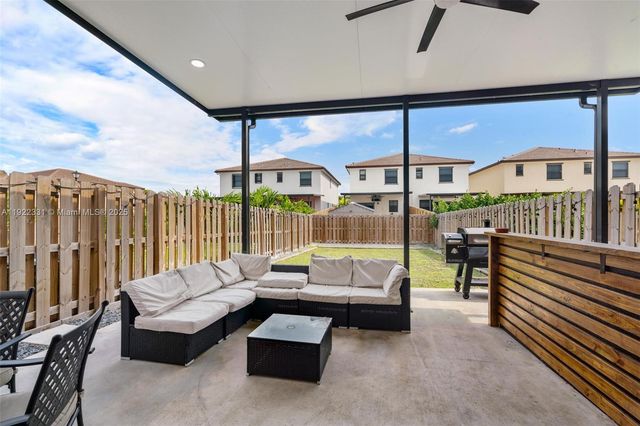 25217 SW 107th Ct, Homestead, FL 33032