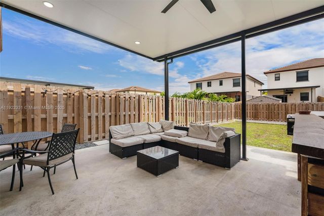 25217 SW 107th Ct, Homestead, FL 33032