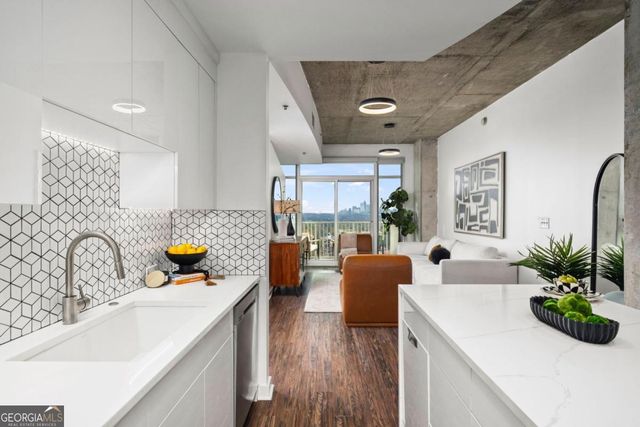 250 Pharr Road NE 1116, Atlanta, GA 30305