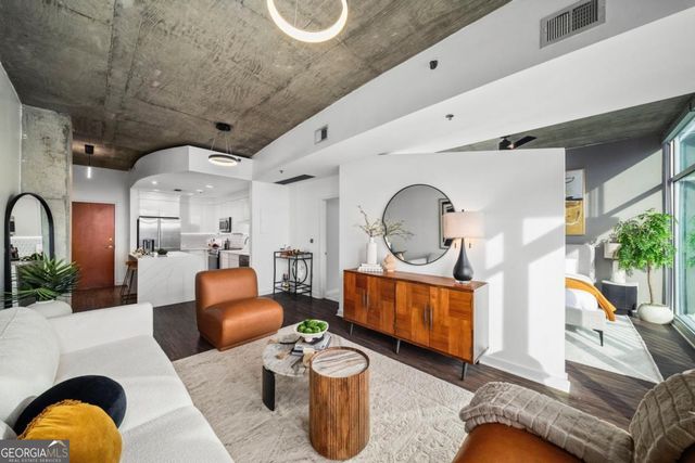 250 Pharr Road NE 1116, Atlanta, GA 30305