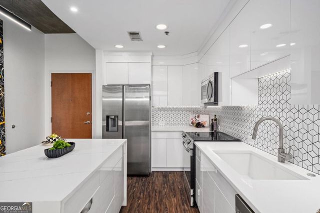 250 Pharr Road NE 1116, Atlanta, GA 30305