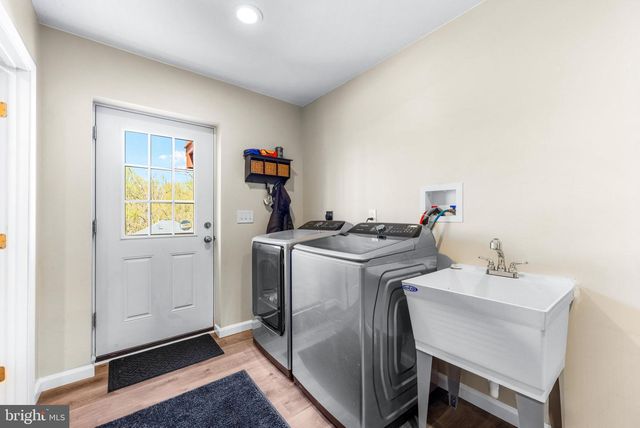 2018 STONE RD, Westminster, MD 21158