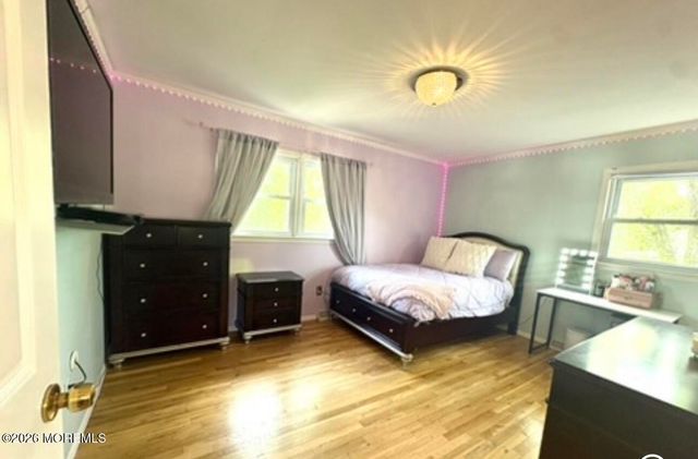 29 Greenleaf Drive, Manalapan, NJ 07726