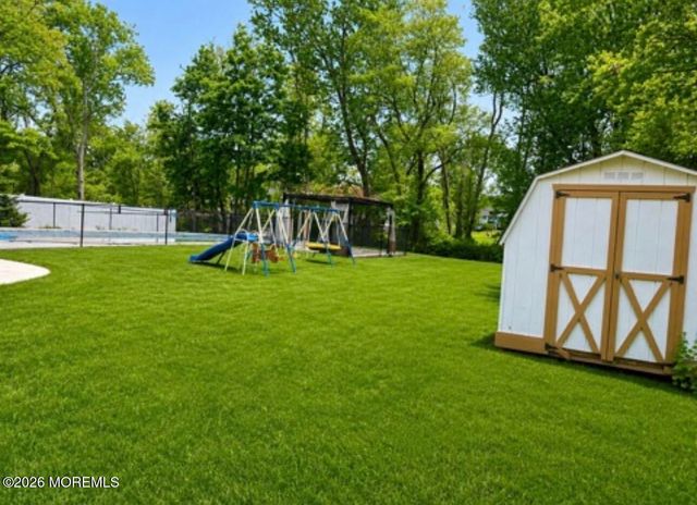 29 Greenleaf Drive, Manalapan, NJ 07726