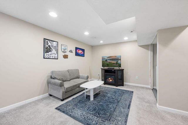 3839 2nd Street NE, Columbia Heights, MN 55421