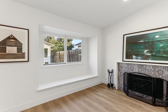 8169 Valley Green Dr, Sacramento, CA 95823
