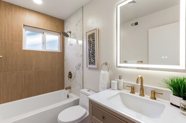8169 Valley Green Dr, Sacramento, CA 95823