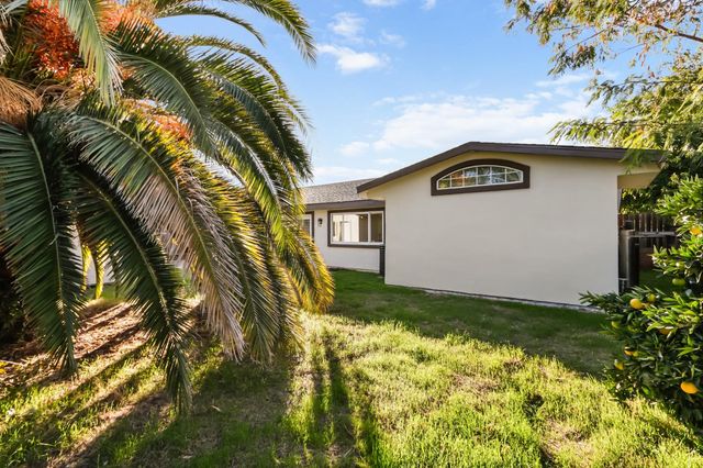 8169 Valley Green Dr, Sacramento, CA 95823