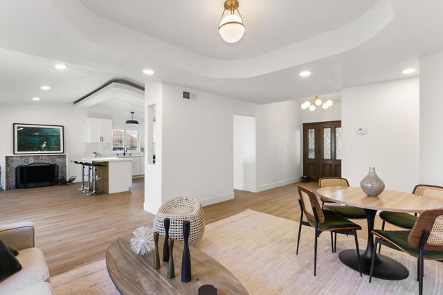 8169 Valley Green Dr, Sacramento, CA 95823