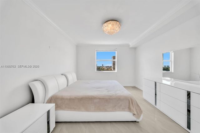 17150 N Bay Rd 2705, Sunny Isles Beach, FL 33160