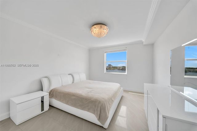 17150 N Bay Rd 2705, Sunny Isles Beach, FL 33160