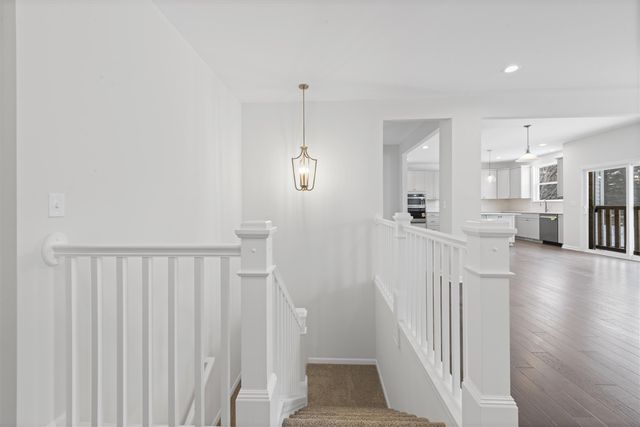 28510 Coyote Court, New Hudson, MI 48165