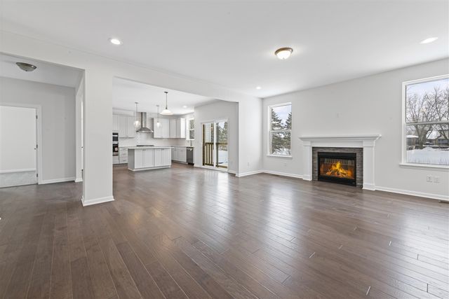 28510 Coyote Court, New Hudson, MI 48165