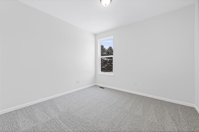 28510 Coyote Court, New Hudson, MI 48165