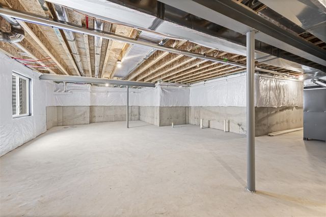 28510 Coyote Court, New Hudson, MI 48165