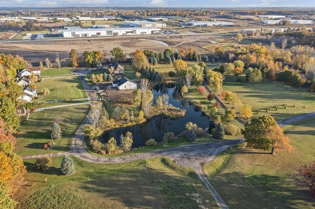 28510 Coyote Court, New Hudson, MI 48165