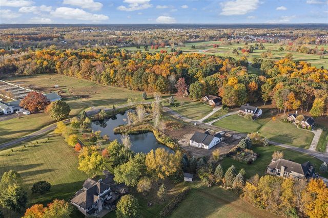 28510 Coyote Court, New Hudson, MI 48165