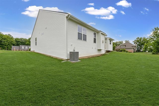 28510 Coyote Court, New Hudson, MI 48165