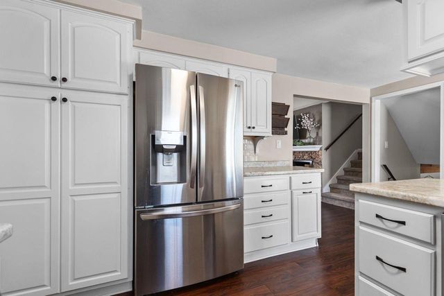 475 PLEASANT COURT, Neenah, WI 54956