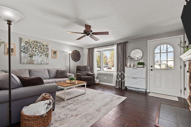 475 PLEASANT COURT, Neenah, WI 54956