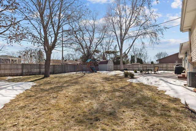 475 PLEASANT COURT, Neenah, WI 54956