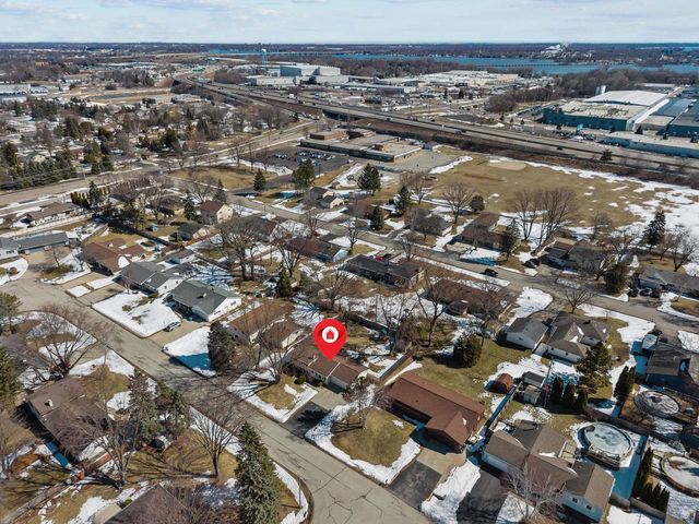 475 PLEASANT COURT, Neenah, WI 54956