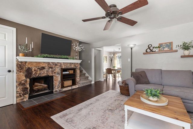 475 PLEASANT COURT, Neenah, WI 54956