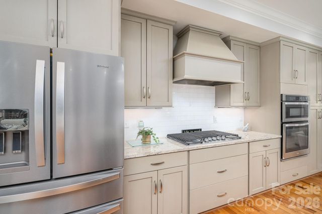1017 Peninsula Drive, Belmont, NC 28012