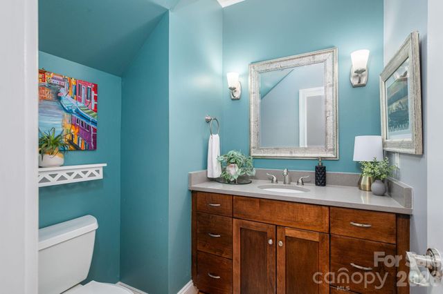 1017 Peninsula Drive, Belmont, NC 28012