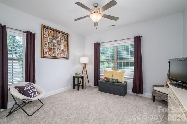 1017 Peninsula Drive, Belmont, NC 28012