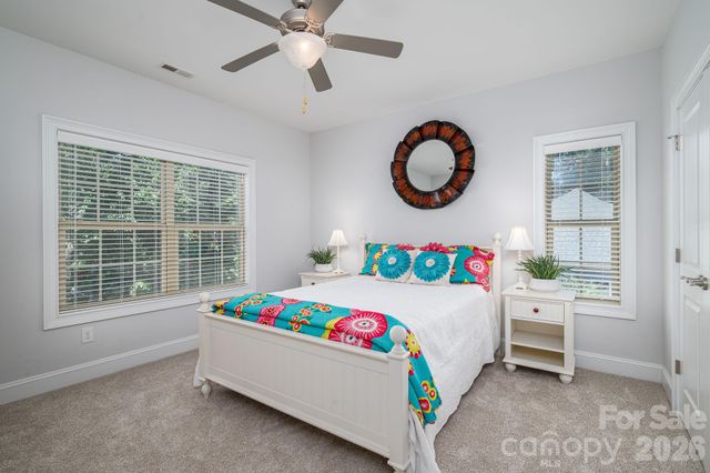 1017 Peninsula Drive, Belmont, NC 28012