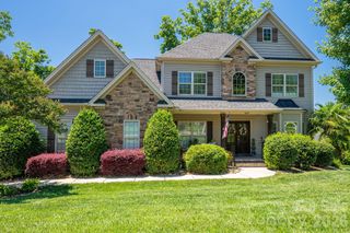 1017 Peninsula Drive, Belmont, NC 28012
