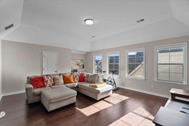 5571 HAYES CREST CIR, Arlington, TN 38002