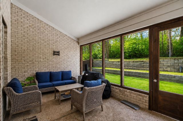 5571 HAYES CREST CIR, Arlington, TN 38002