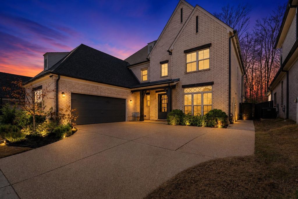 5571 HAYES CREST CIR, Arlington, TN 38002