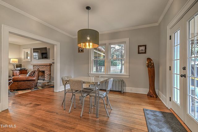 722 Lawrence Avenue, Bristol, VA 24201