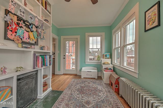 722 Lawrence Avenue, Bristol, VA 24201