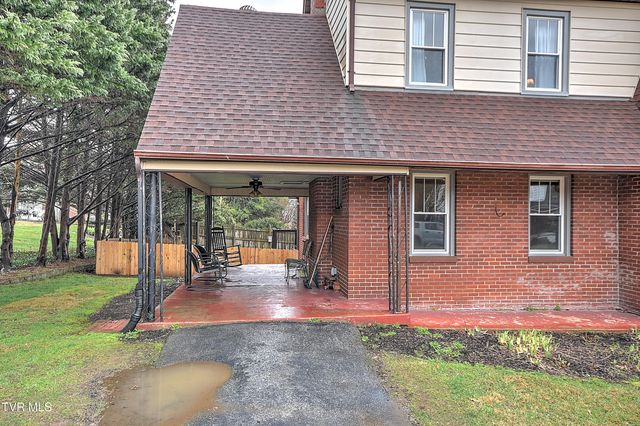 722 Lawrence Avenue, Bristol, VA 24201