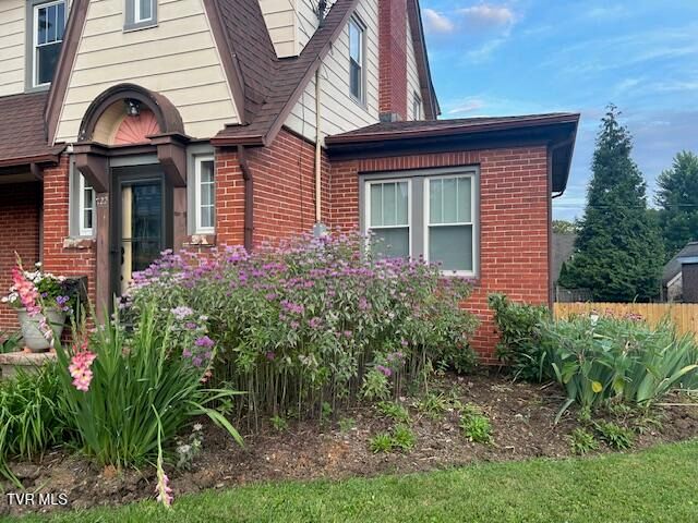 722 Lawrence Avenue, Bristol, VA 24201