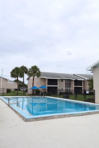 827 SKY LAKE CIRCLE A, Orlando, FL 32809
