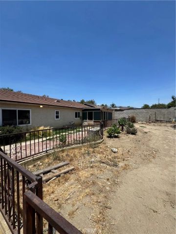 9765 Sycamore, Fontana, CA 92335