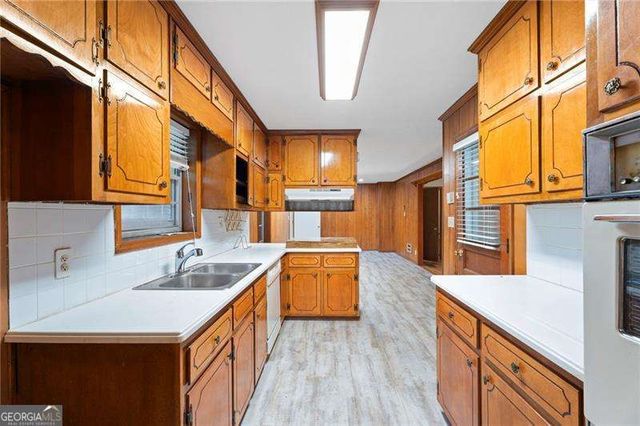 200 Old Stagecoach Road, Stockbridge, GA 30281
